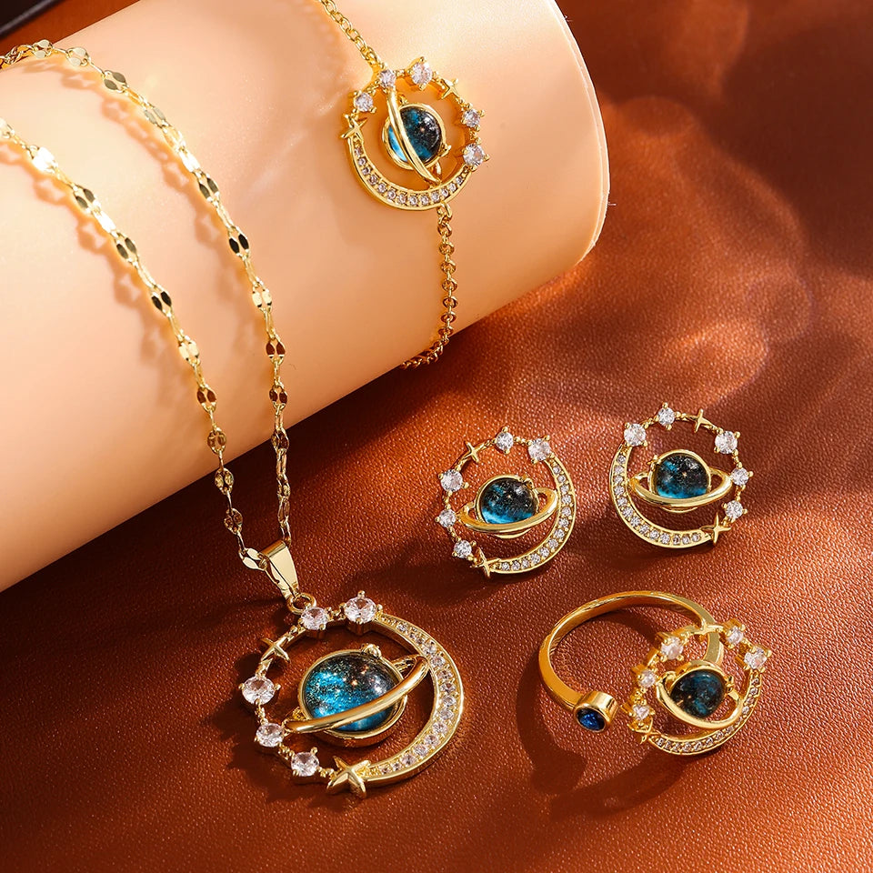 Moon Necklace